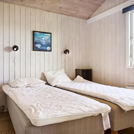 Henryk - 350m From The Sea By Interhome Ørby